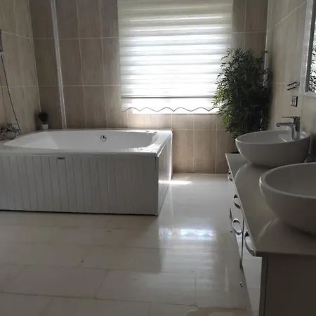 فيلة Dalaman Akkaya Da Lueks Villa White House دالامان